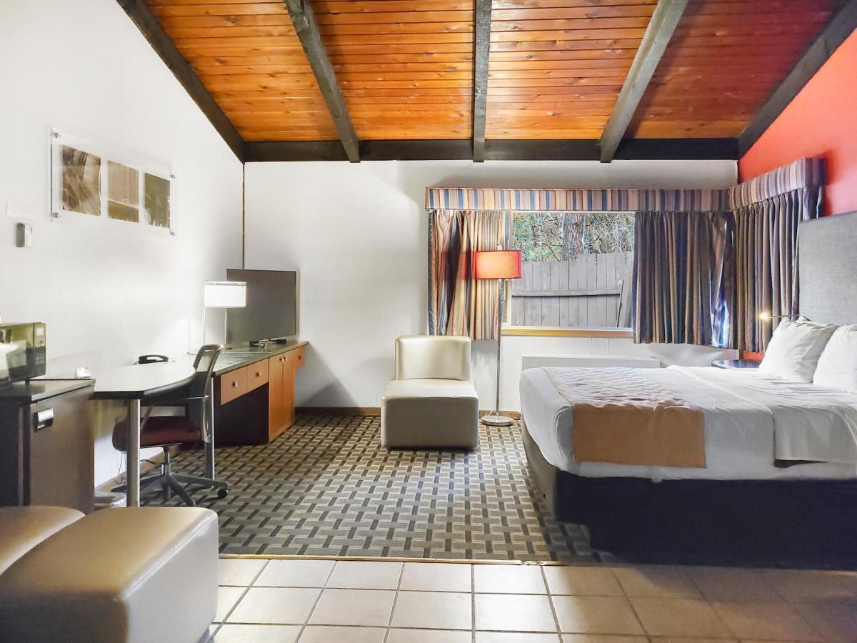 Americas Best Value Inn Hinckley Exteriör bild