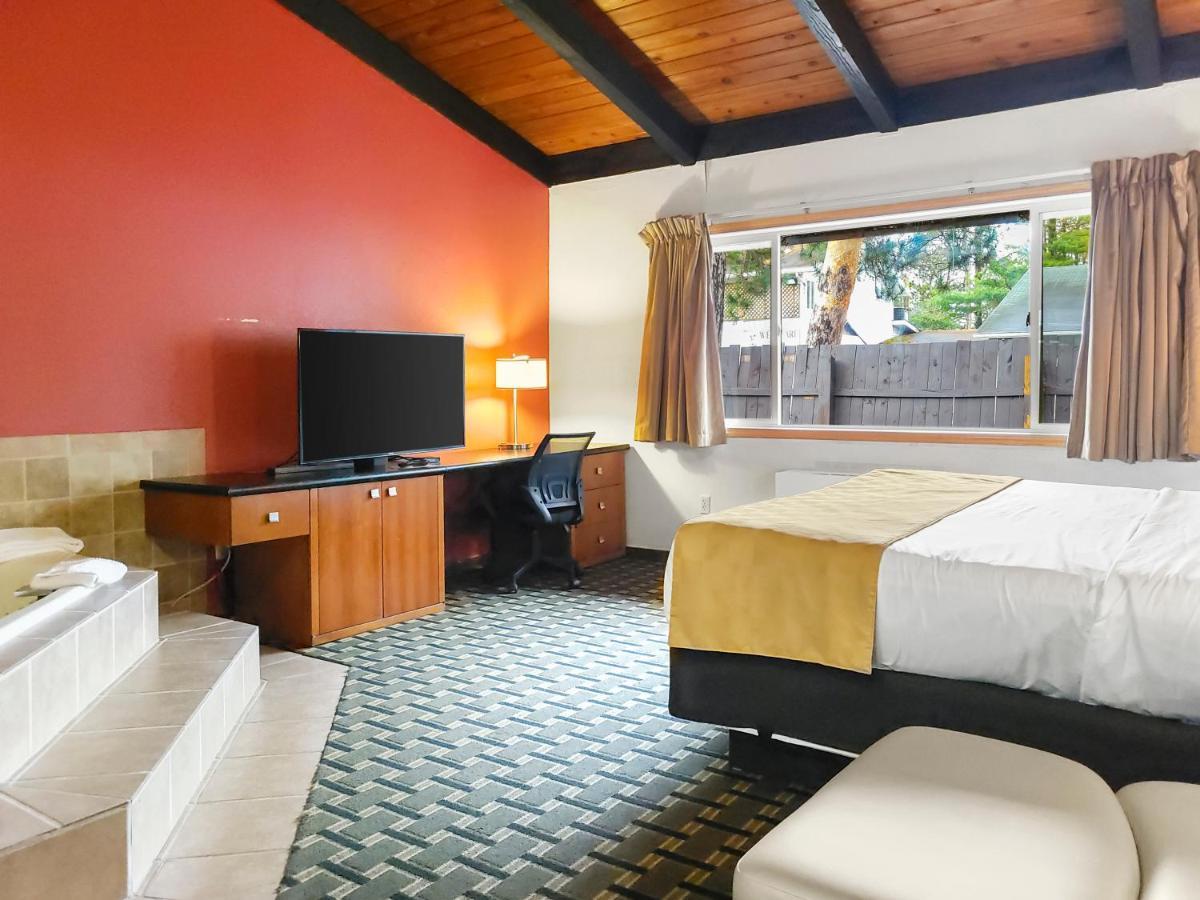 Americas Best Value Inn Hinckley Exteriör bild